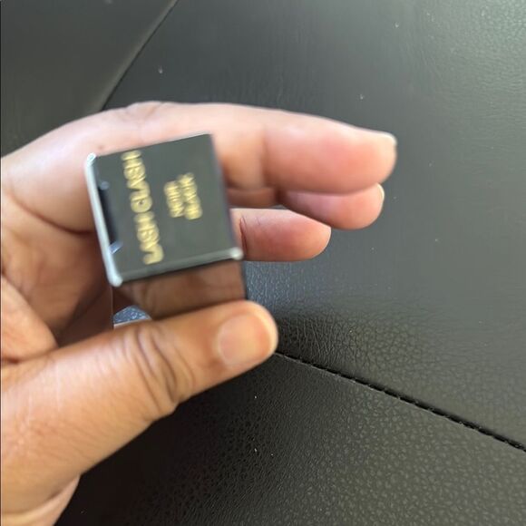 Yves Saint Laurent Black Mascara for Voluminous Lashes NIP - Picture 8 of 9